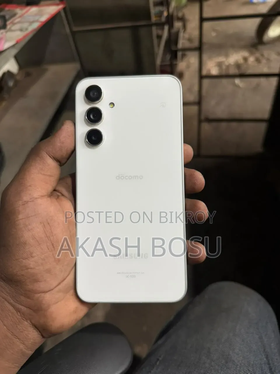 স্যামসাং গ্যালাক্সি এ৫৪ ৫জি ১২৮ জিবি হোয়াইট