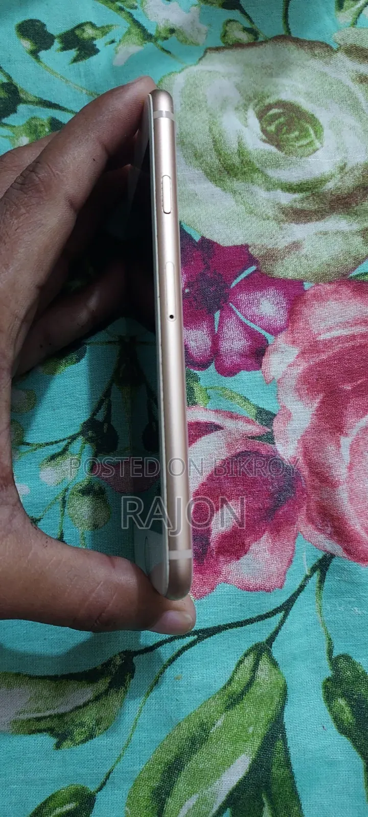Apple iPhone 8 64 GB Gold