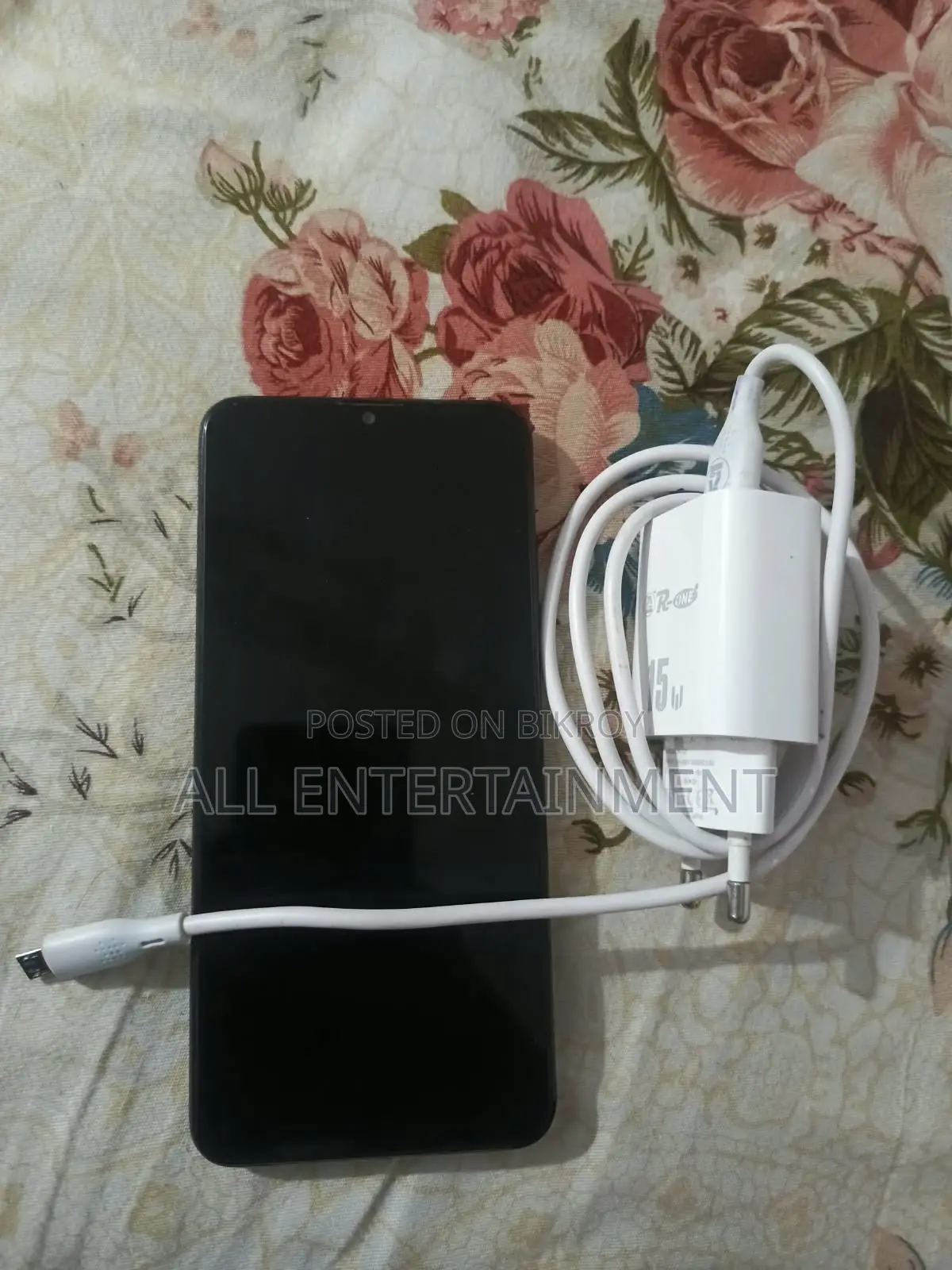 Walton Primo R8 64 GB Black