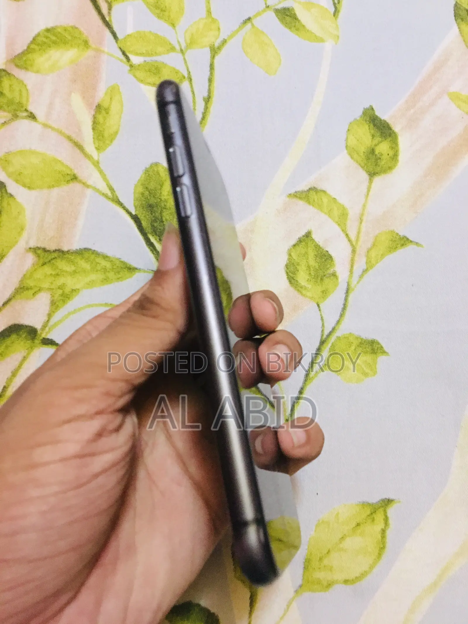 অ্যাপল আইফোন ১১ ১২৮ জিবি ব্ল্যাক