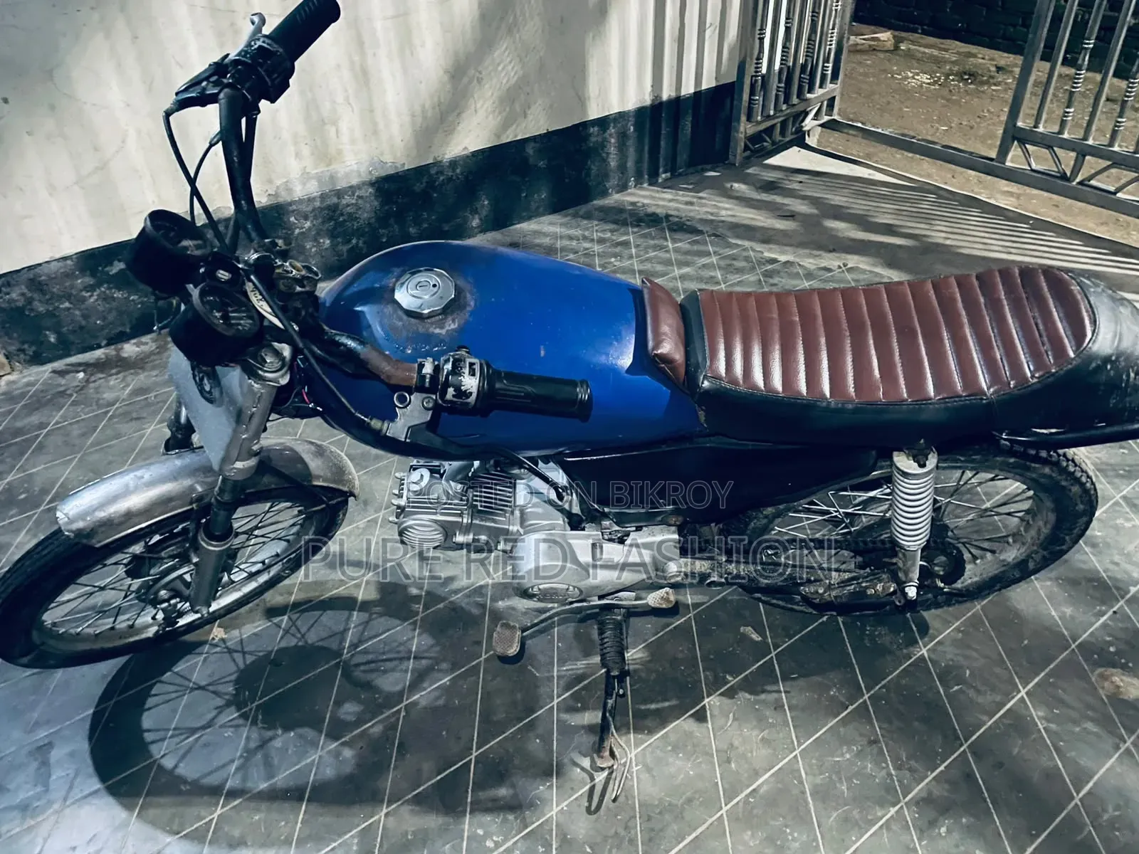 হিরো ইকো ১০০ ১৯৯০ নীল