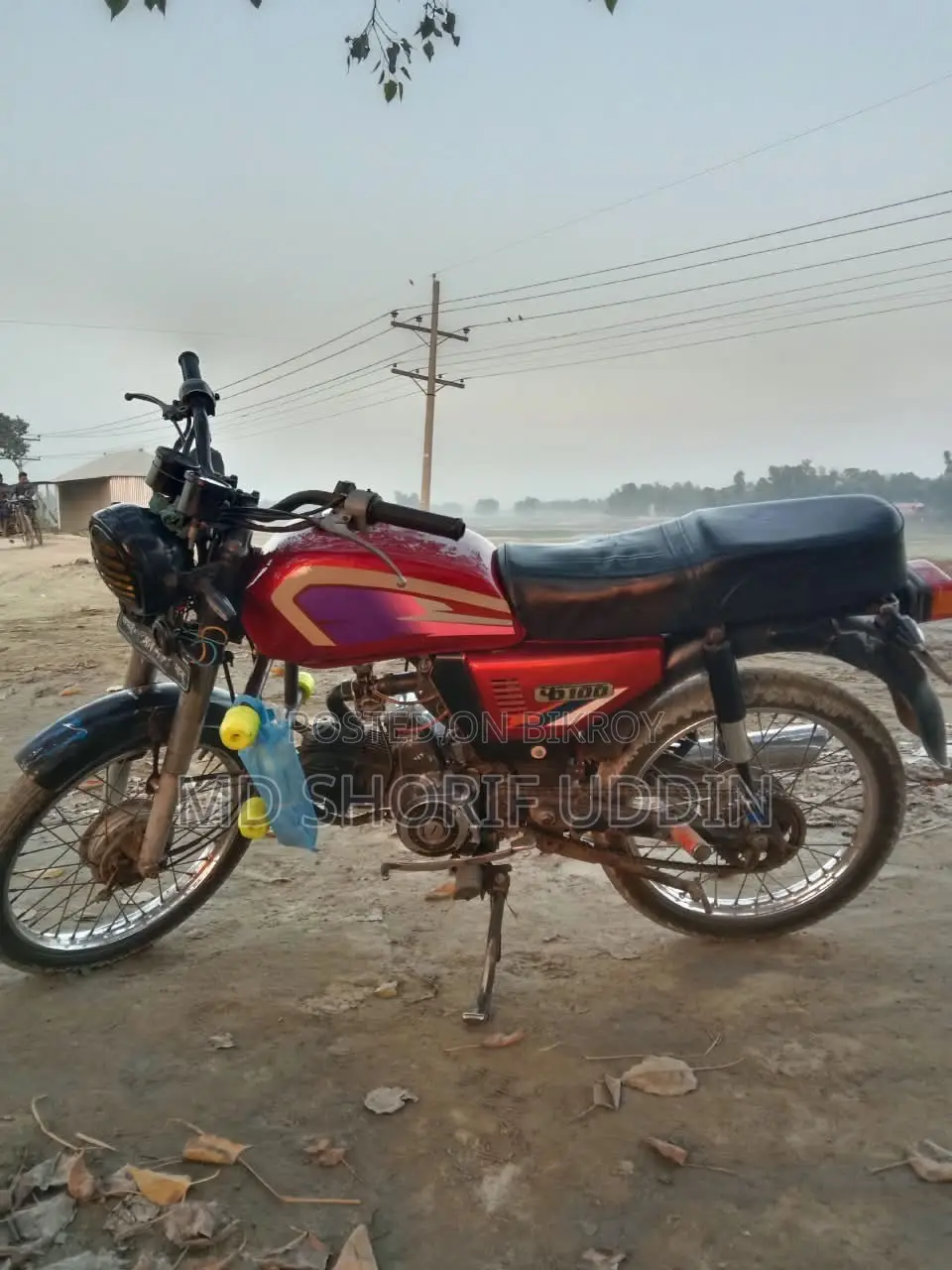 মোটরসাইকেল ২০১৭ লাল