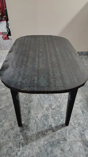 চেয়ার সহ ডাইনিং সেট