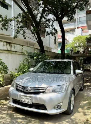 টয়োটা অ্যাক্সিও ১.৫ এক্স টুডব্লিউডি ২০১৫ সিলভার