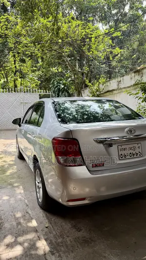 টয়োটা অ্যাক্সিও ১.৫ এক্স টুডব্লিউডি ২০১৫ সিলভার