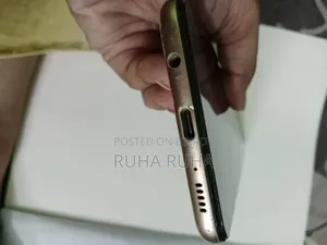 Samsung Galaxy A20 32 GB Gold