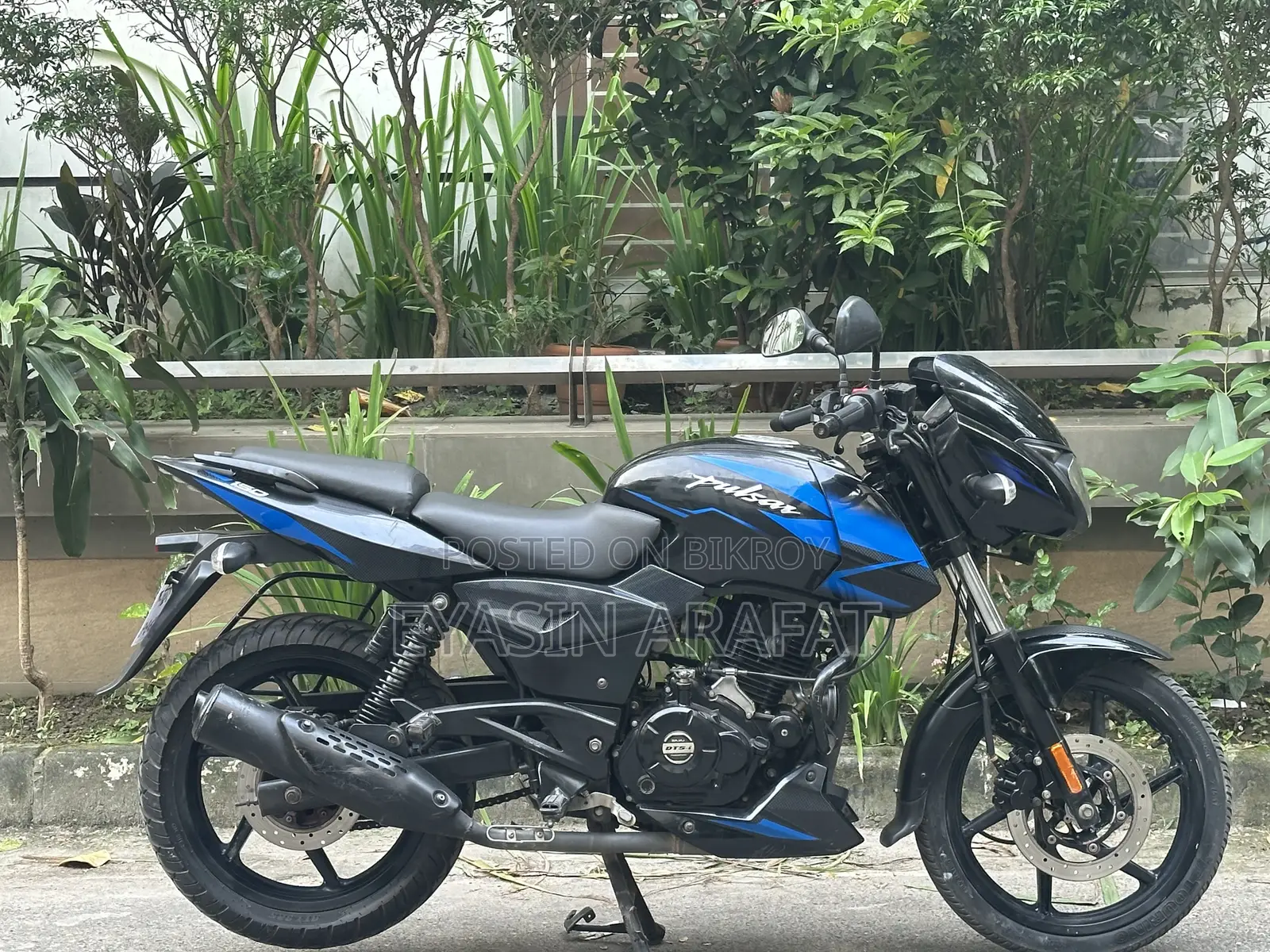 Bajaj Pulsar 150 2022 Black