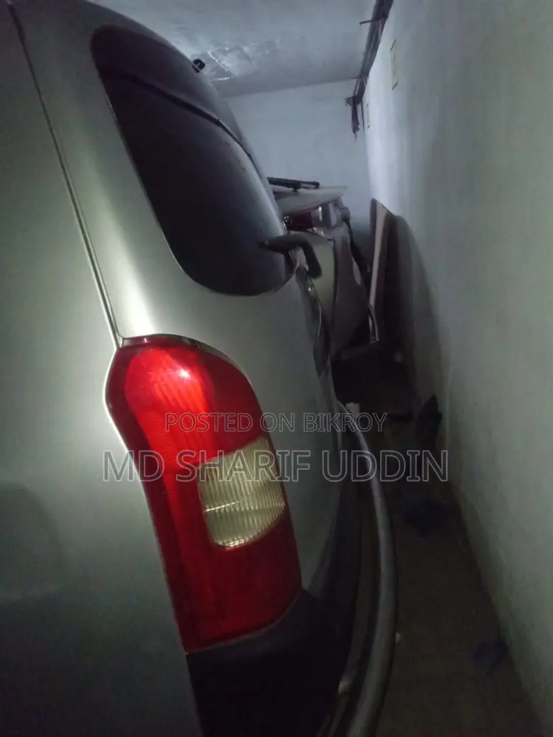 টয়োটা প্রোবক্স ২০১০ সিলভার