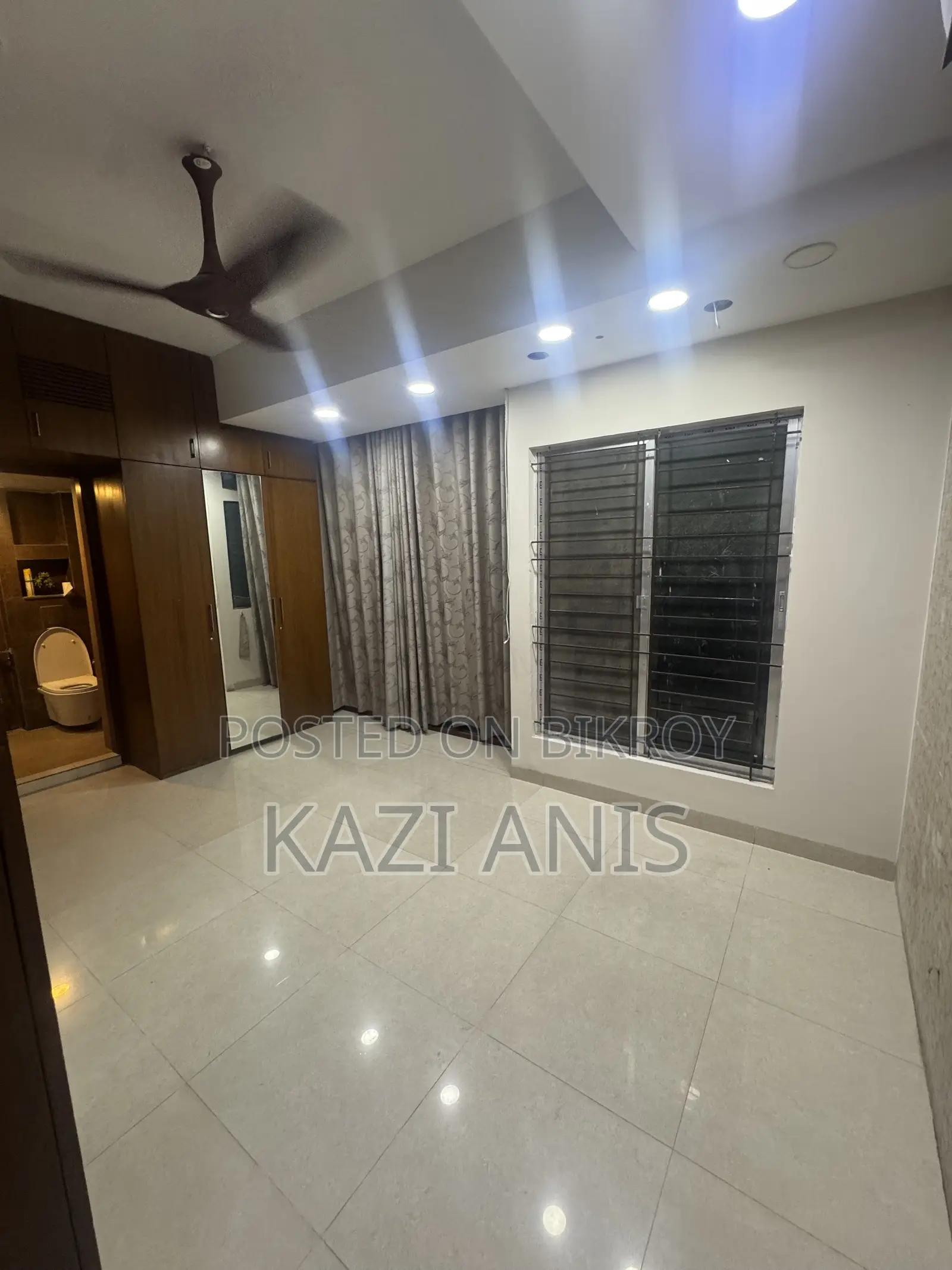 বসুন্ধরার জগন্নাথপুরে বিক্রয়ের জন্য ফার্নিশড ৪-বেডরুমের অ্যাপার্টমেন্ট