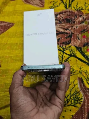 অনার ম্যাজিক ৬ ২৫৬ জিবি নীল