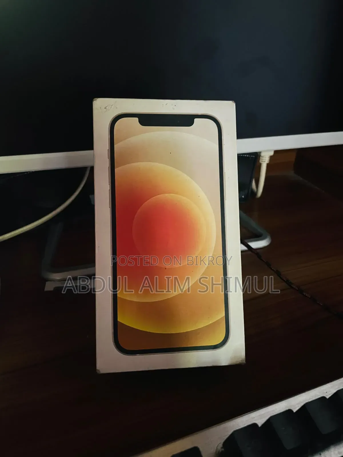অ্যাপল আইফোন ১২ ১২৮ জিবি হোয়াইট