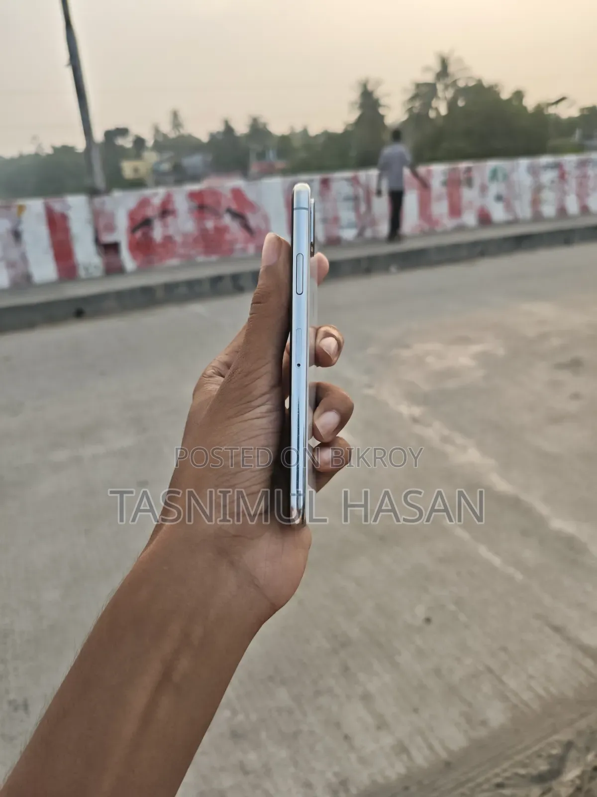 Apple iPhone X 64 GB White