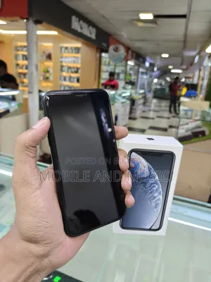 Apple iPhone XR 64 GB Black