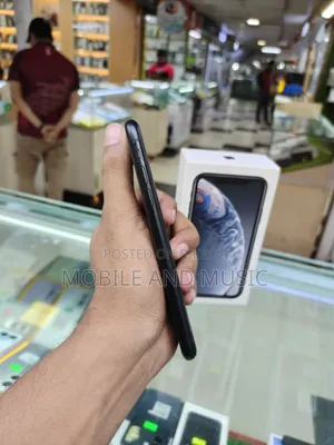 Apple iPhone XR 64 GB Black