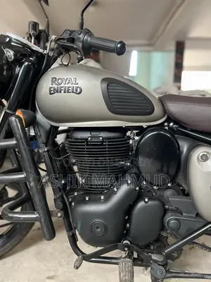 Royal Enfield Classic 350 2024 Gray