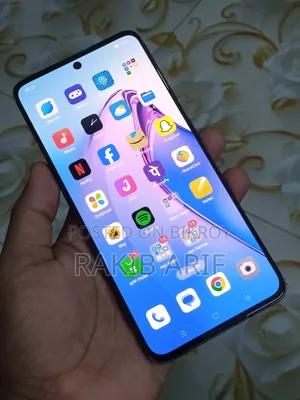 অপ্পো রেনো ৮ প্রো ২৫৬ জিবি সিলভার