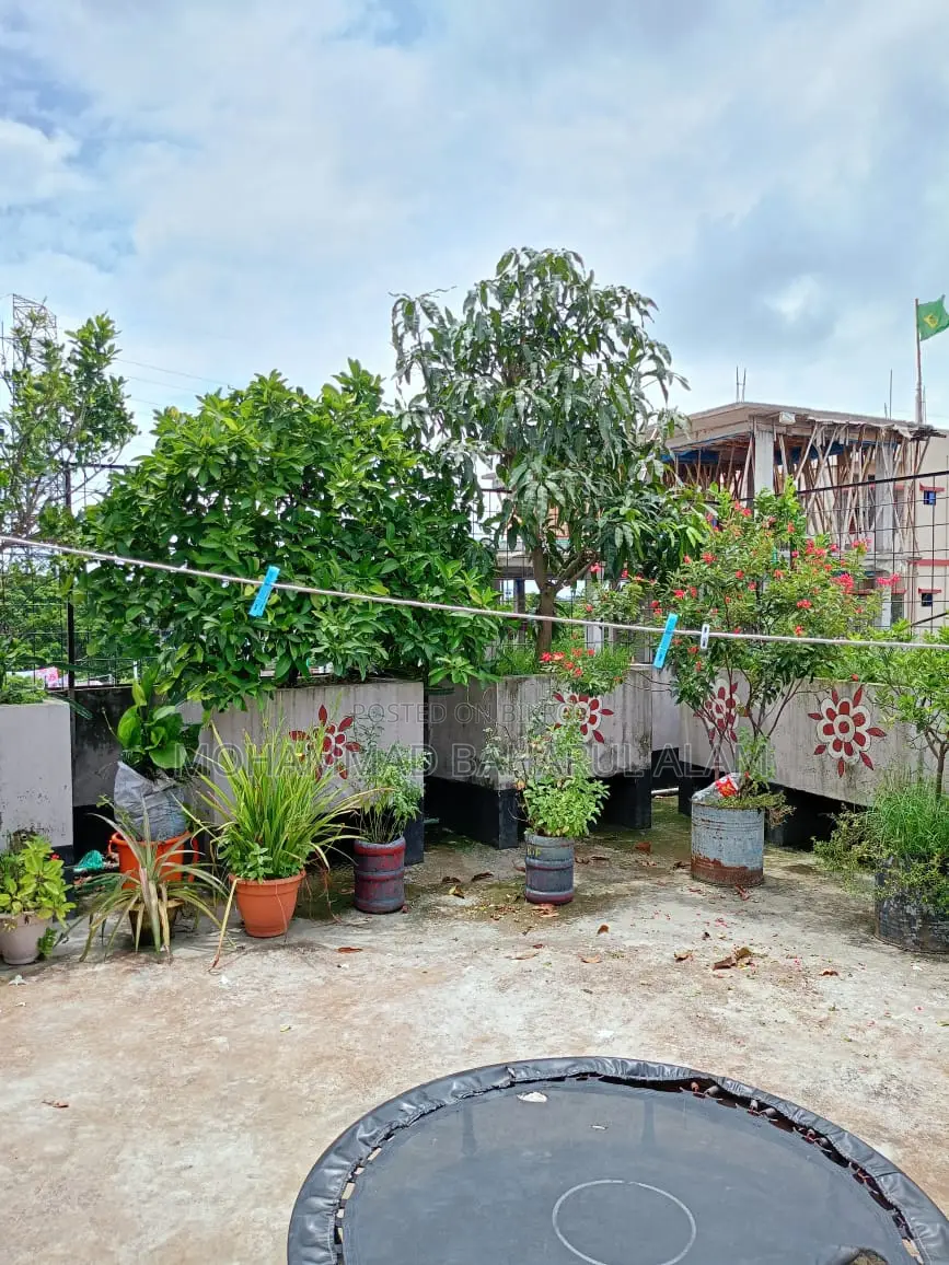 কেরানীগঞ্জে সাজানো ১৬ বেডরুমের বাড়ি বিক্রয়