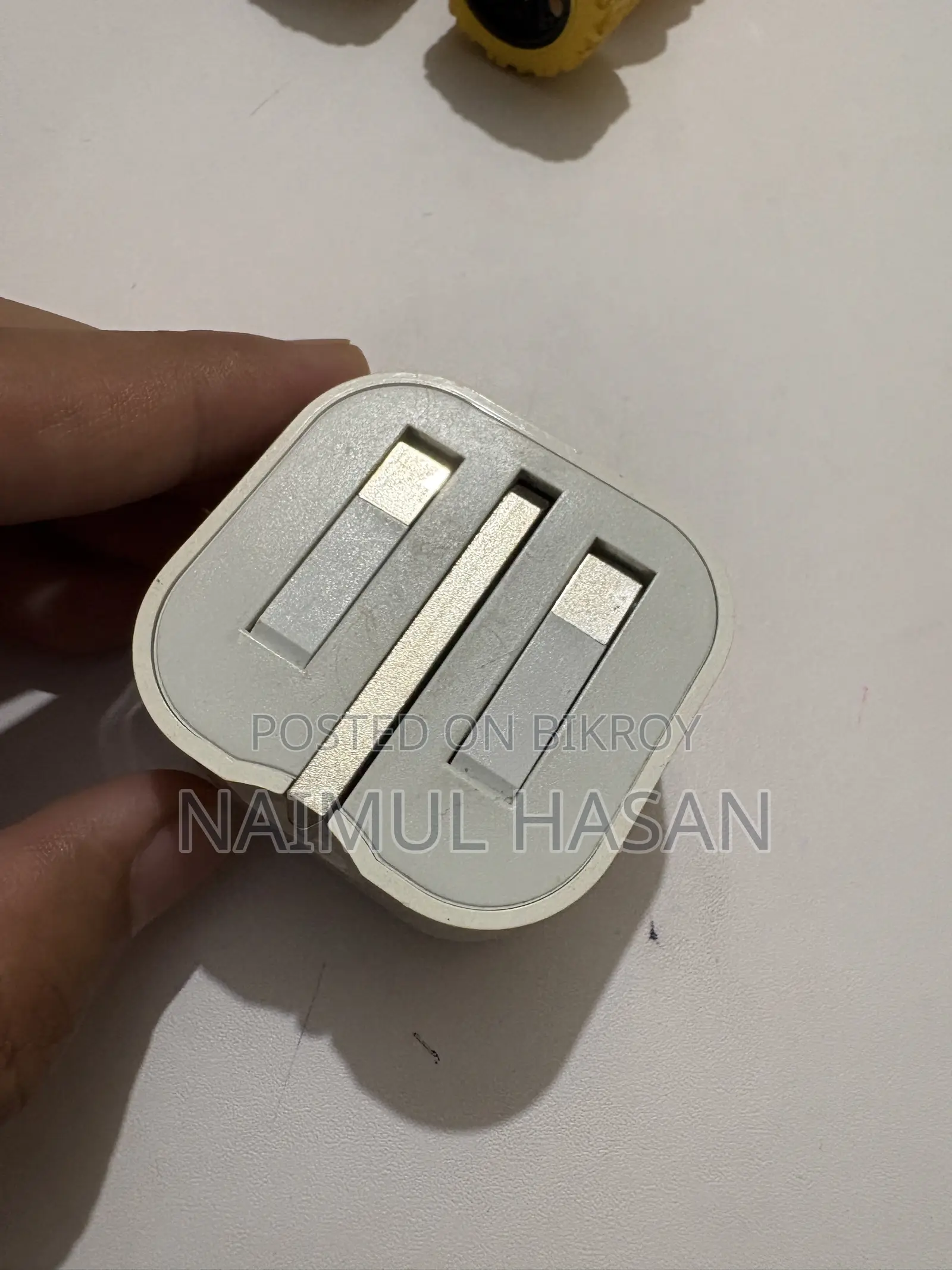 Apple Adaptor 20W PD