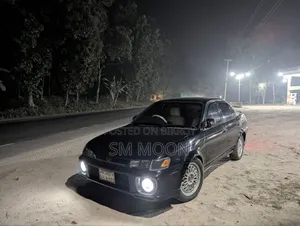 টয়োটা করোলা ১৯৯৪ কালো