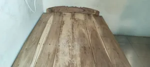Chouki / Bed for Sale