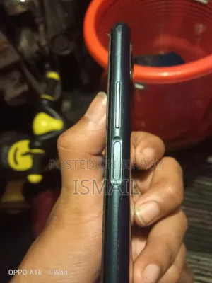 Walton Primo R8 64 GB Blue