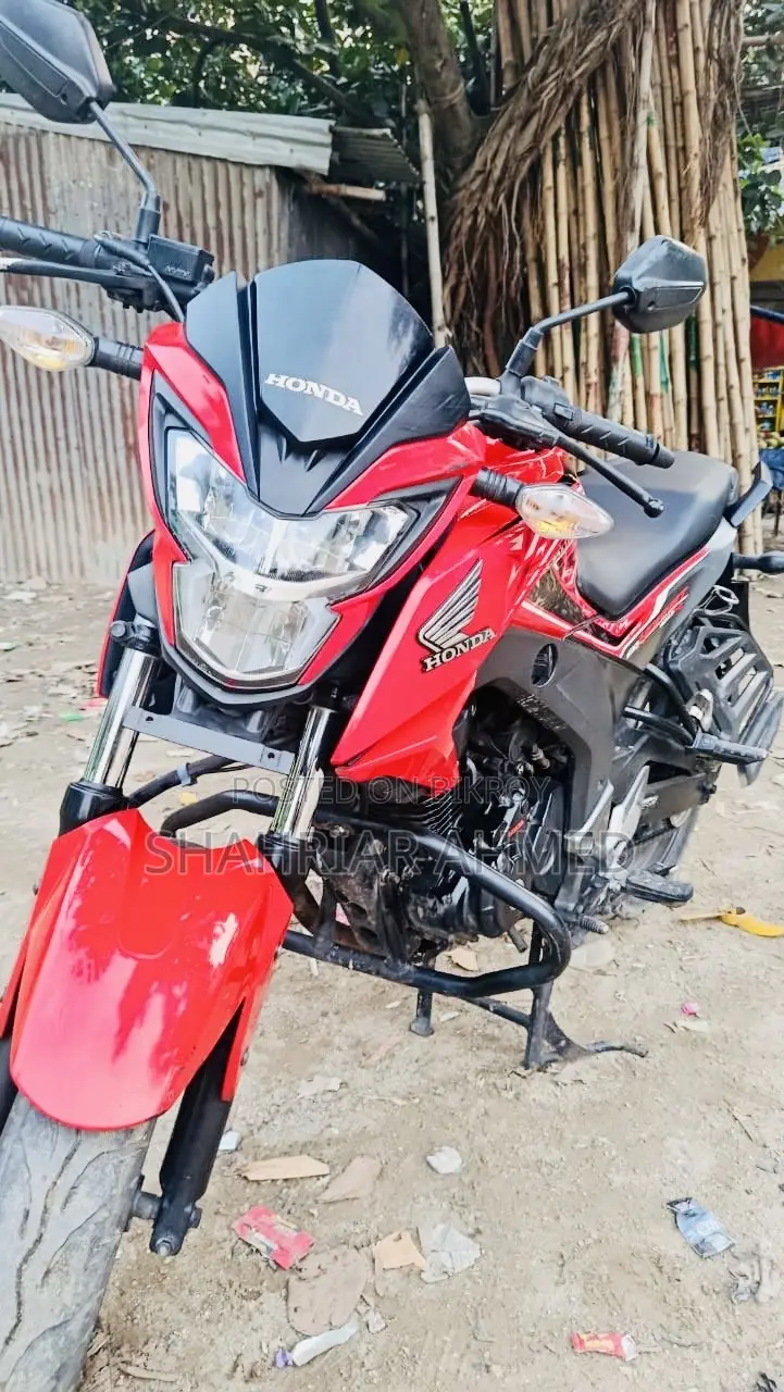 হোন্ডা হরনেট ২.০ ২০২১ লাল