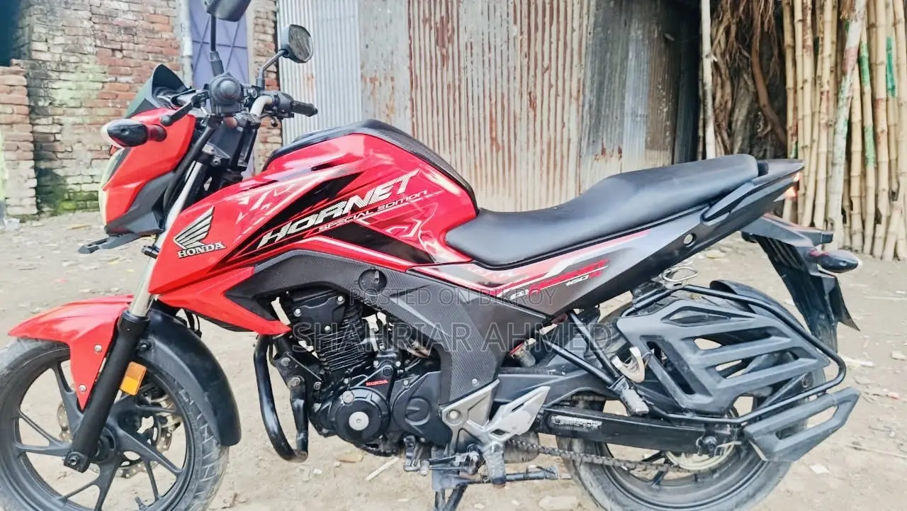 হোন্ডা হরনেট ২.০ ২০২১ লাল