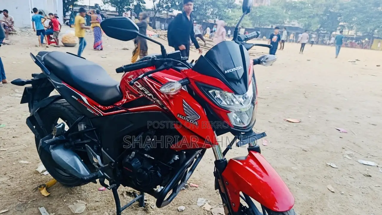 হোন্ডা হরনেট ২.০ ২০২১ লাল