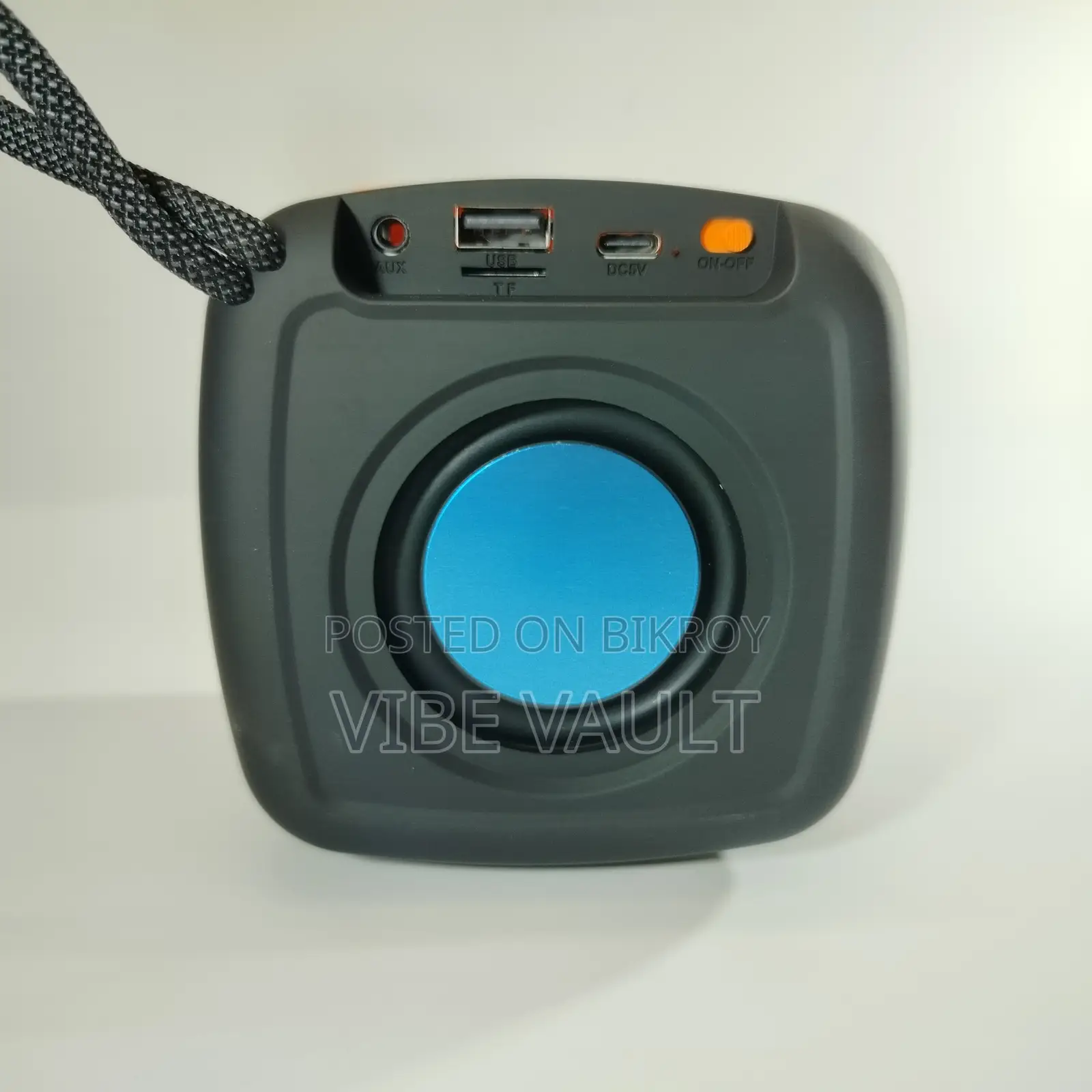 HAPILIFE L11 Bluetooth Speaker | Built-in Mobile Holder | HD Audio