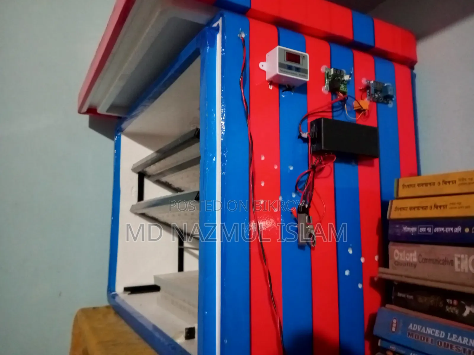 Incubator Machine 176/400