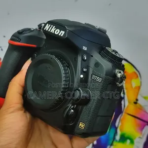 Nikon D750 With Box