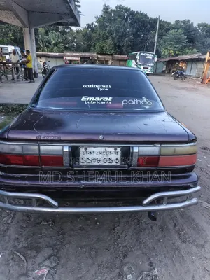 টয়োটা স্প্রিন্টার ১৯৯০ ধূসর