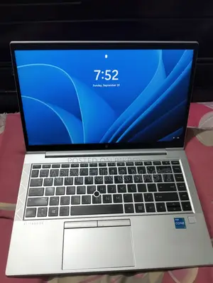 Laptop HP EliteBook 840 G8 12GB Intel Core i5 HDD 256GB
