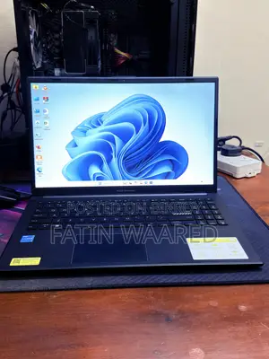 New Laptop Asus Vivobook 15 8GB Intel Core i3 SSD 500GB