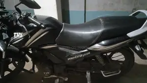 TVS Metro Plus ২০১৬ কালো