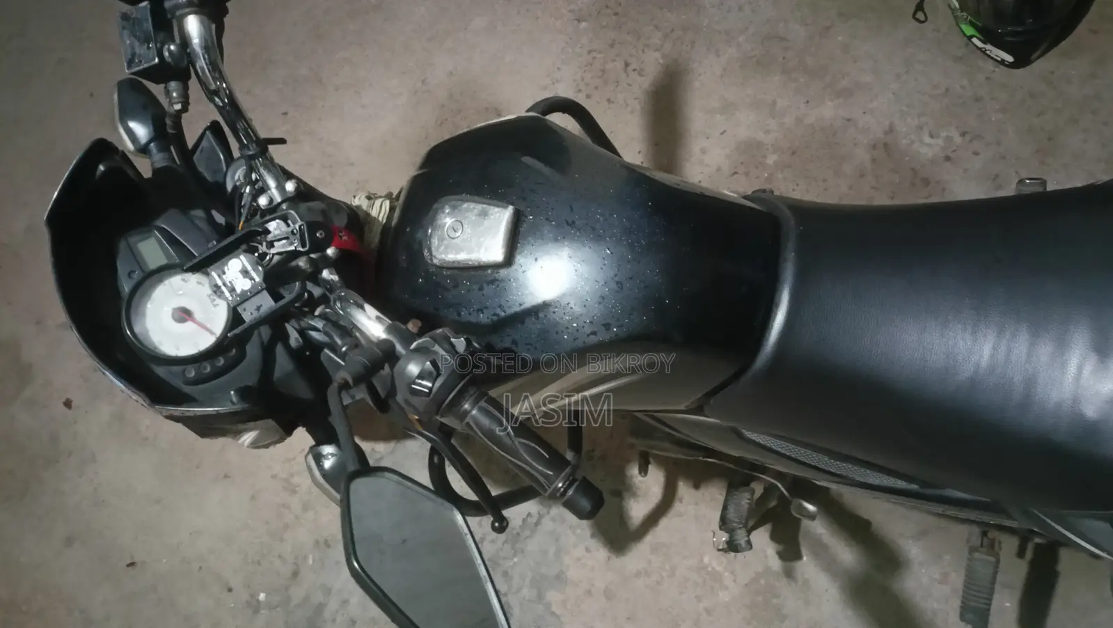 TVS Metro Plus ২০১৬ কালো
