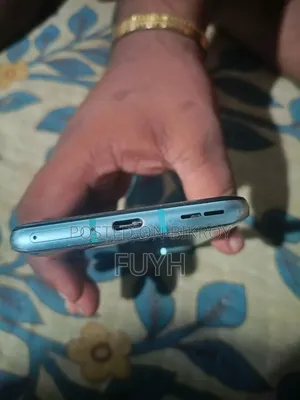 ওয়ানপ্লাস ৮টি ২৫৬ জিবি