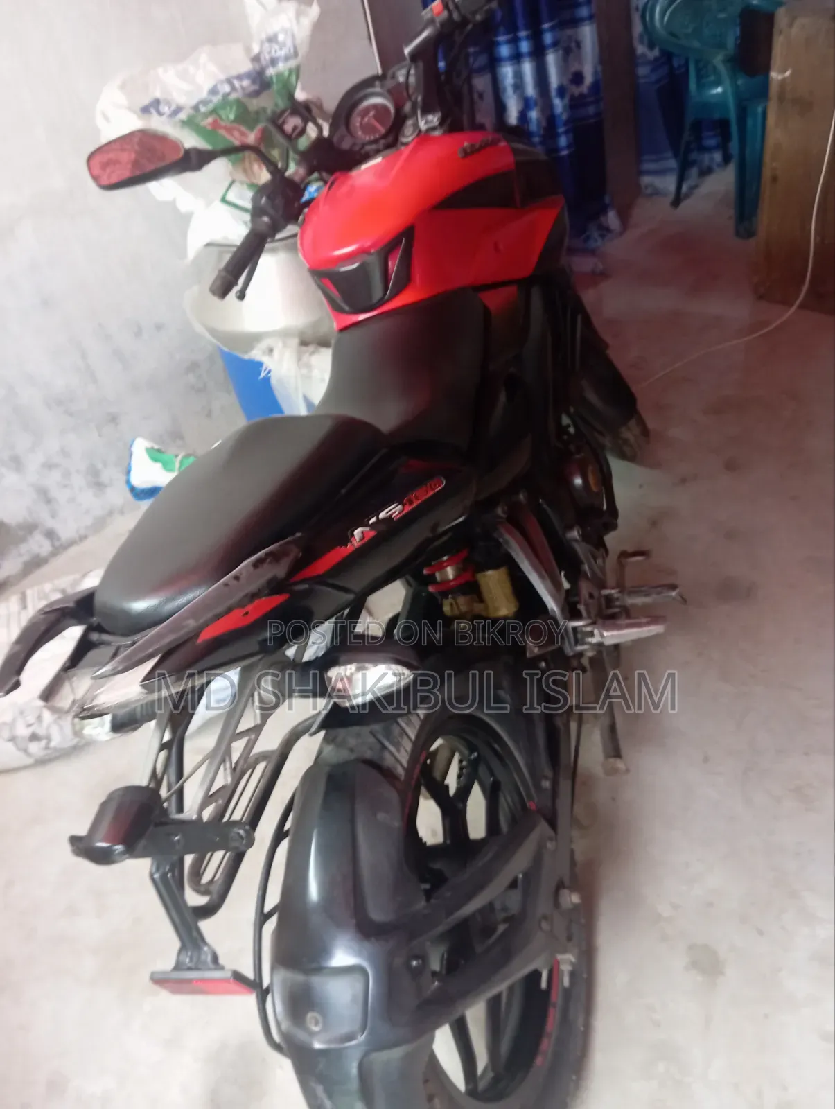 বাজাজ পালসার এনএস ১৬০ ২০১৯ লাল
