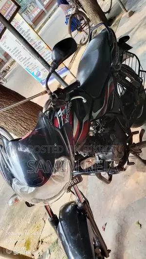 Bajaj Discover 100 2012 Black
