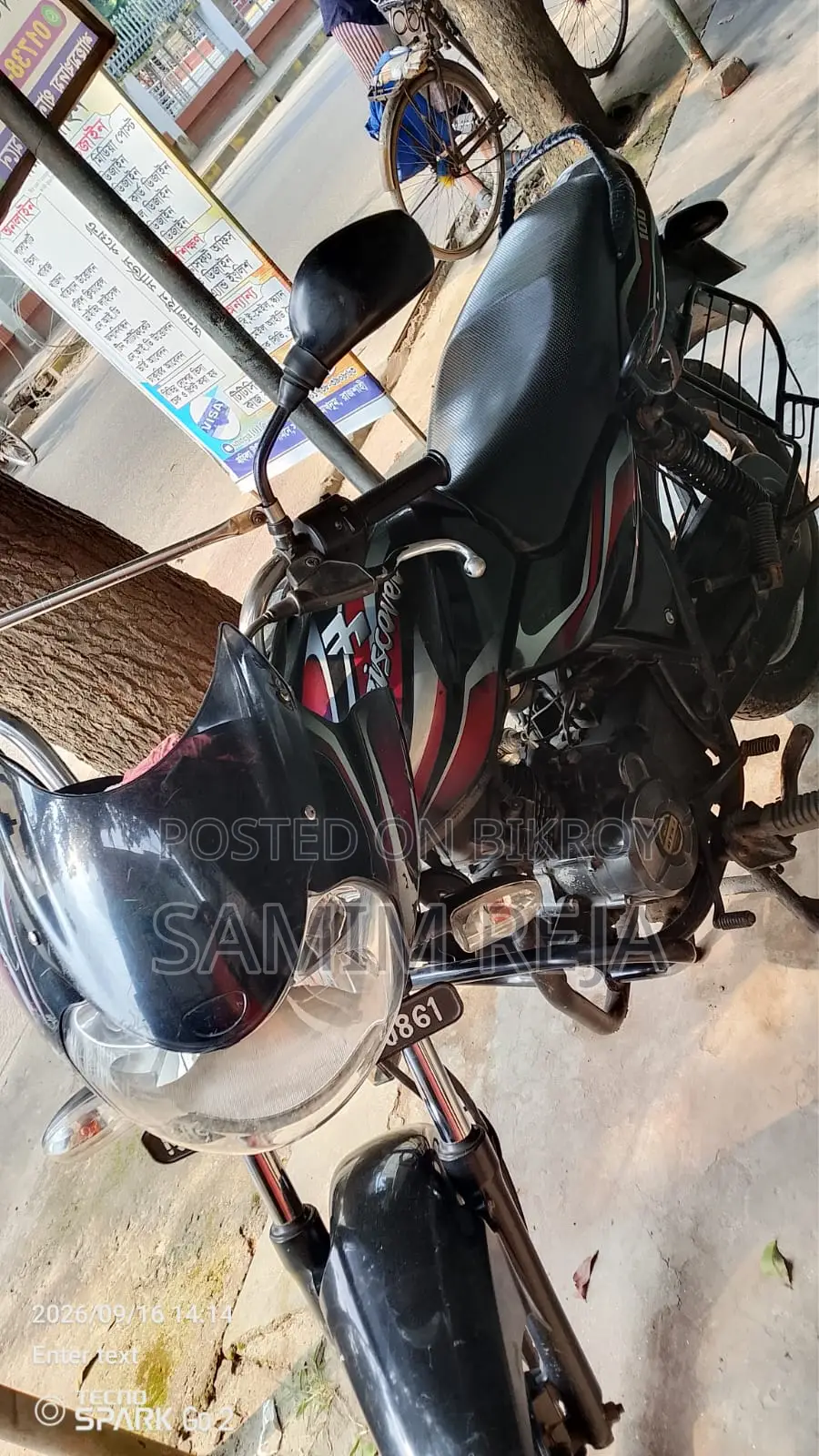 Bajaj Discover 100 2012 Black
