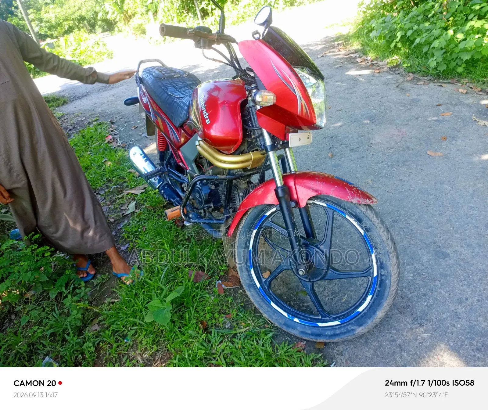 Mahindra Centuro 2017 Red