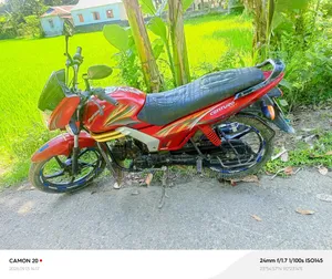 Mahindra Centuro 2017 Red