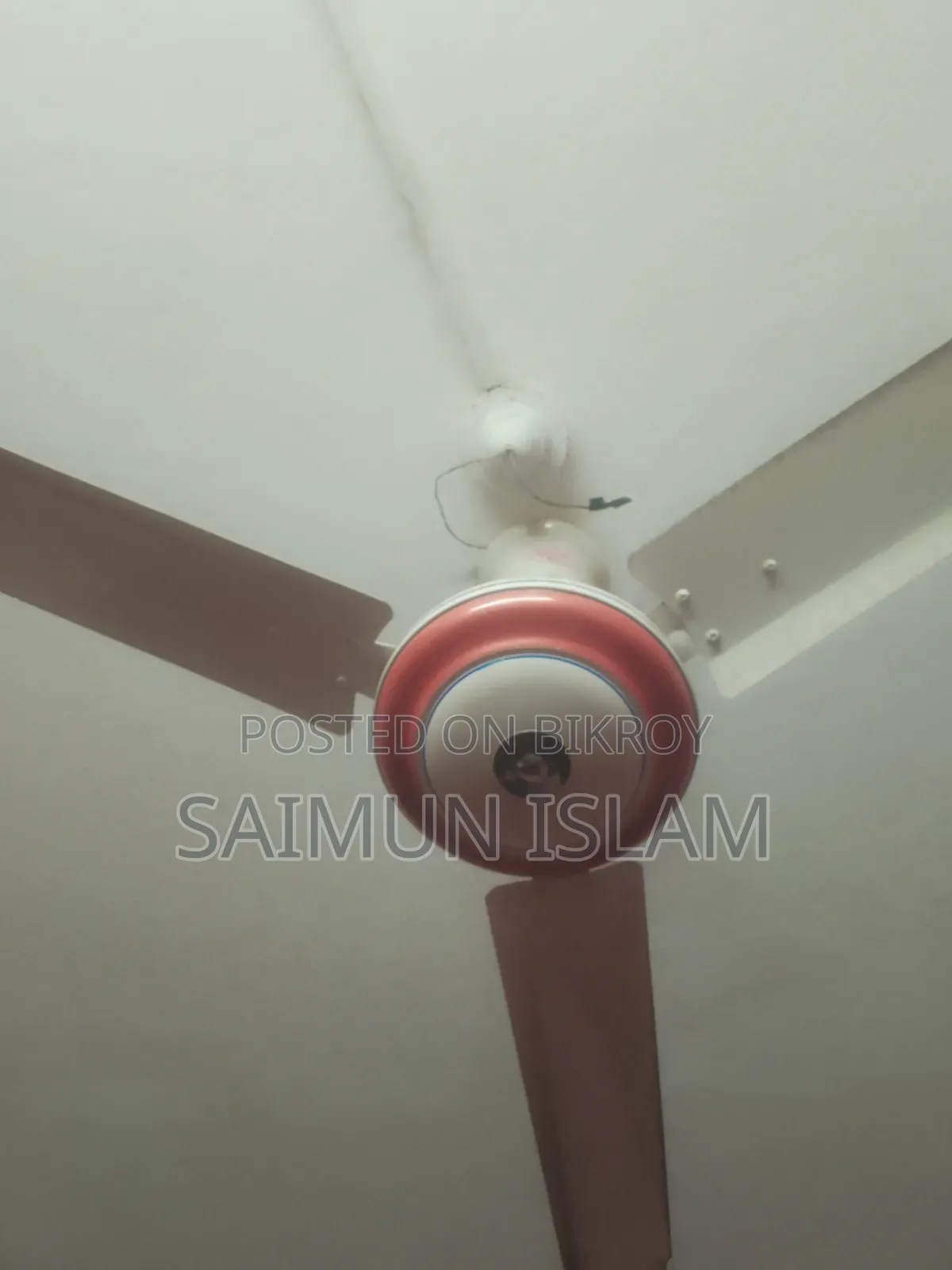 সিলিং ফ্যান একেবারে নতুন