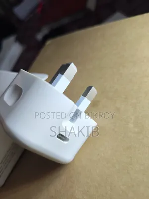 Apple 20w Authentic Adapter