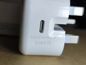 Apple 20w Authentic Adapter