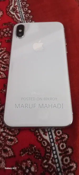 Apple iPhone X 64 GB White