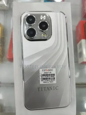 New Titanic T-25 White