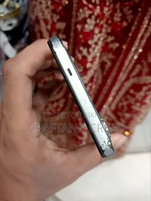 Tecno Spark 40 128 GB Silver