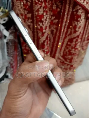 Tecno Spark 40 128 GB Silver