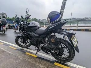 Suzuki Gixxer 2022 Black
